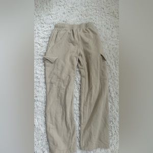 GARAGE size small cream cargo sweatpants